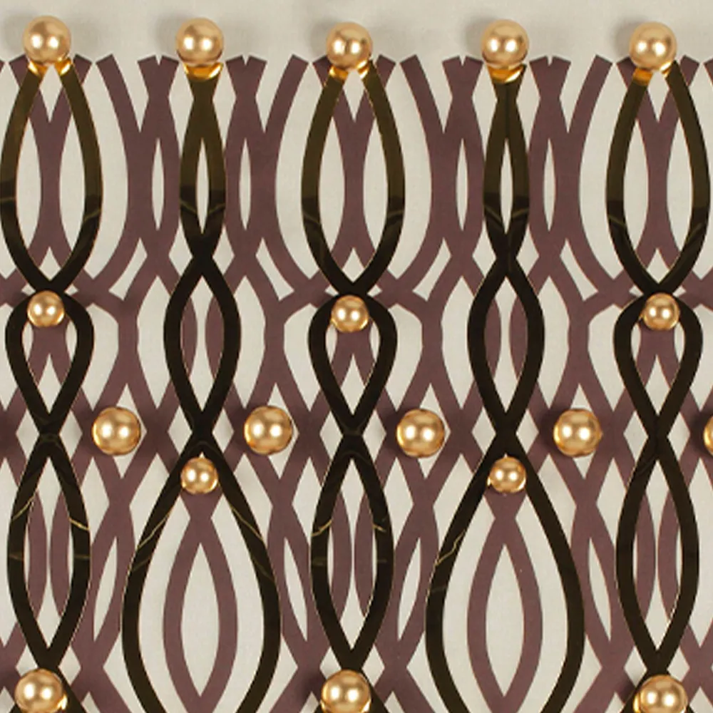 Macro view of the interwoven oval pattern. Every curve is precisely calculated, sphere placement follows the golden ratio. Looks rhythmic from afar, exquisite up close — that's the mark of good design.